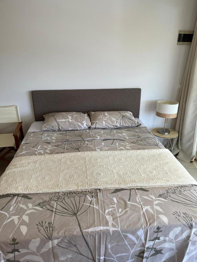 Studio Apartment Sol Mlini Luaran gambar