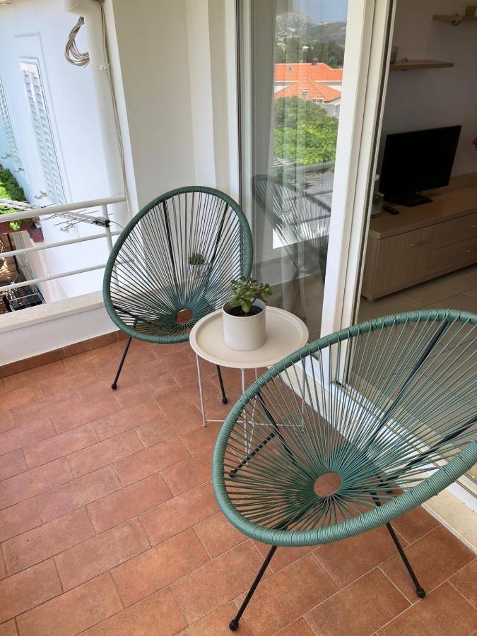 Studio Apartment Sol Mlini Luaran gambar